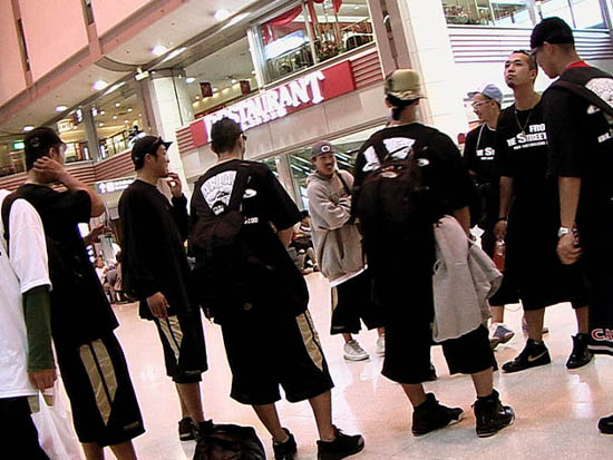STREET TOUR 2004