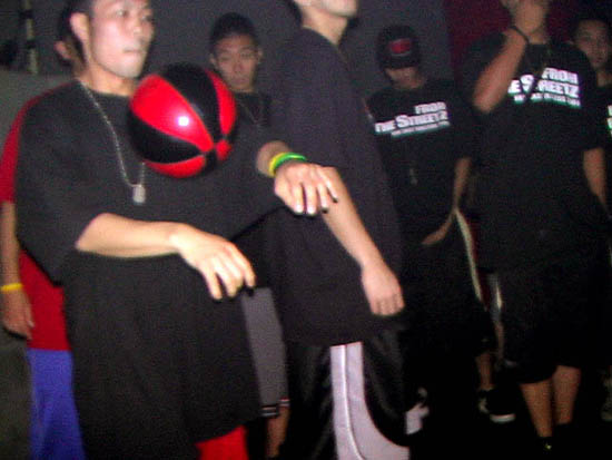 STREET TOUR 2004