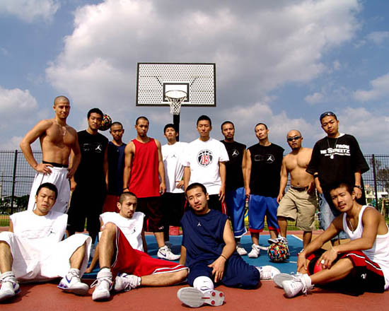 STREET TOUR 2004